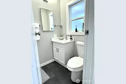 504 107th Street S, Tacoma, WA 98444 - Photo 7