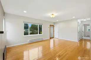 3017 W Government Way, Seattle, WA 98199 - Photo 7