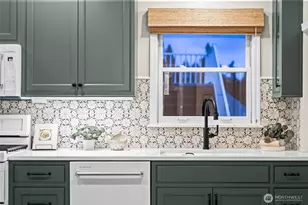 2205 N Tacoma Ave, Tacoma, WA 98403 - Photo 9