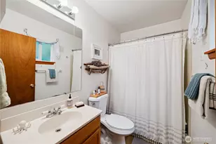 7370 Holiday Blvd, Anacortes, WA 98221 - Photo 13