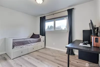 511 S 92nd St, Tacoma, WA 98444 - Photo 9