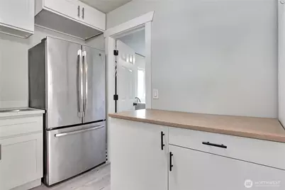 511 S 92nd St, Tacoma, WA 98444 - Photo 5