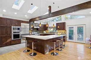 8713 NE 144th St, Kirkland, WA 98034 - Photo 3