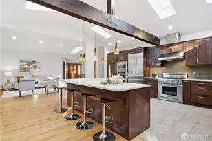 8713 NE 144th St, Kirkland, WA 98034 - Photo 5