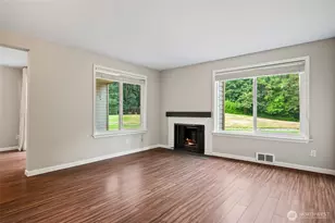 4415 145th Ave NE, Bellevue, WA 98007 - Photo 3