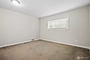 4415 145th Ave NE, Bellevue, WA 98007 - Photo 9