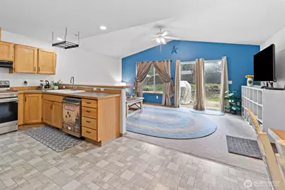18209 Park Lane SE, Yelm, WA 98597 - Photo 5