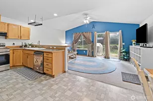 18209 Park Ln SE, Yelm, WA 98597 - Photo 5