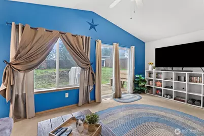 18209 Park Lane SE, Yelm, WA 98597 - Photo 13