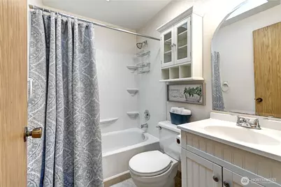 6406 64th Place NE, Marysville, WA 98270 - Photo 13