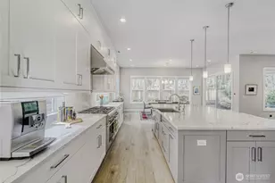 21811 SE 5th Pl, Sammamish, WA 98074 - Photo 7