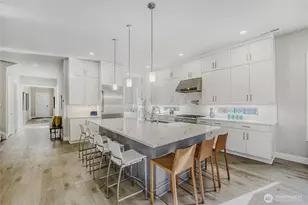 21811 SE 5th Pl, Sammamish, WA 98074 - Photo 5