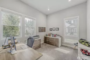 21811 SE 5th Pl, Sammamish, WA 98074 - Photo 17