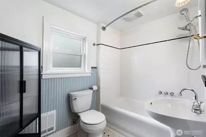 1600 27th Avenue, Seattle, WA 98122 - Photo 15