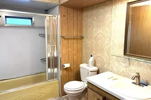 12200 Stone Ave N, Seattle, WA 98133 - Photo 13