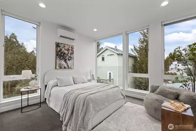 942 N 89th Street #B, Seattle, WA 98103 - Photo 15