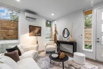 942 N 89th Street #B, Seattle, WA 98103 - Photo 5