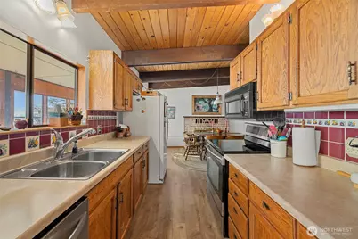 11680 Scott Road, Bow, WA 98232 - Photo 15