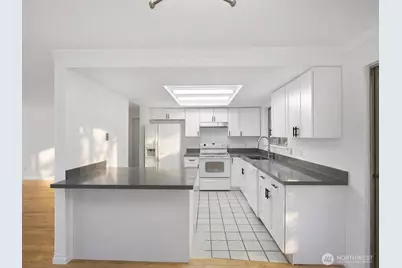 4848 S 170th Street, SeaTac, WA 98188 - Photo 5