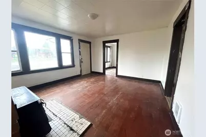 915 Cascade Avenue, Shelton, WA 98584 - Photo 3