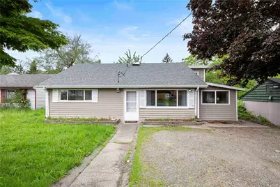 671 Shelton Avenue NE, Renton, WA 98056 - Photo 1