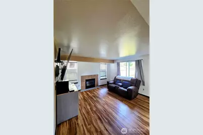 4919 106th St NE, Marysville, WA 98270 - Photo 9