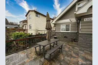 5306 18th Avenue S, Seattle, WA 98108 - Photo 3