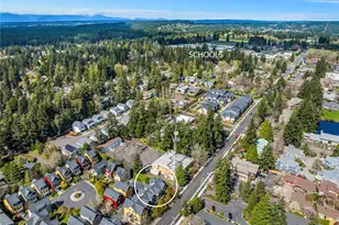 737 Madison Ave N, Bainbridge Island, WA 98110 - Photo 35