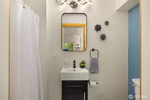 737 Madison Ave N, Bainbridge Island, WA 98110 - Photo 27