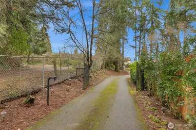 23619 5th Avenue W, Bothell, WA 98021 - Photo 29