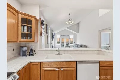 16501 48th Avenue W #B, Edmonds, WA 98026 - Photo 7