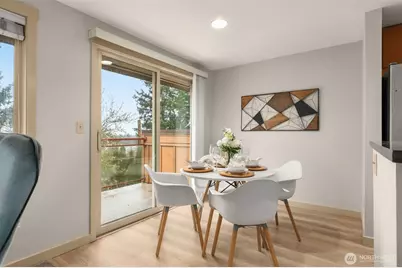 8240 126th Avenue NE #A304, Kirkland, WA 98033 - Photo 7