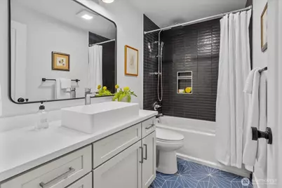 1512 California Avenue SW #302, Seattle, WA 98116 - Photo 23