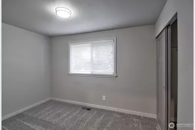 10819 57th Street E, Puyallup, WA 98372 - Photo 13