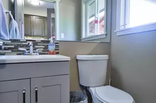 10819 57th St E, Puyallup, WA 98372 - Photo 25