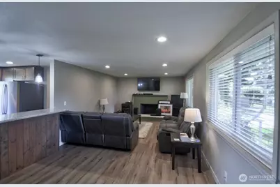 10819 57th Street E, Puyallup, WA 98372 - Photo 3