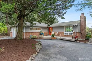 15612 38th Ave NE, Lake Forest Park, WA 98155 - Photo 1