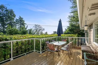 15612 38th Avenue NE, Lake Forest Park, WA 98155 - Photo 19