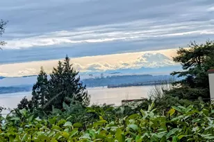 15612 38th Ave NE, Lake Forest Park, WA 98155 - Photo 3