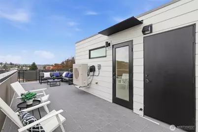 3648 Greenwood Avenue N #B, Seattle, WA 98103 - Photo 31