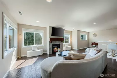 11501 87th Avenue S, Seattle, WA 98178 - Photo 5