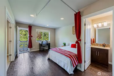 11501 87th Avenue S, Seattle, WA 98178 - Photo 17