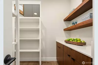 616 25th Avenue E, Seattle, WA 98112 - Photo 9