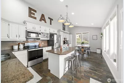 712 Vista View Place, East Wenatchee, WA 98802 - Photo 13