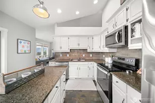 712 Vista View Pl, East Wenatchee, WA 98802 - Photo 13