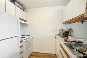 3425 14th Ave W, Seattle, WA 98119 - Photo 9