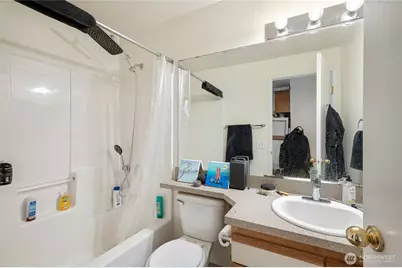 3425 14th Avenue W, Seattle, WA 98119 - Photo 11