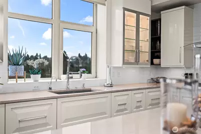 5204 N Bennett Street #411, Ruston, WA 98407 - Photo 11