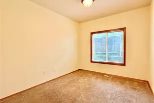 736 G St SW, Tumwater, WA 98512 - Photo 17