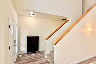 736 G St SW, Tumwater, WA 98512 - Photo 5